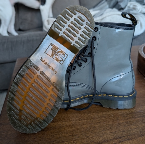 Iridescent gray Dr. Martens 1460 - Picture 3 of 3